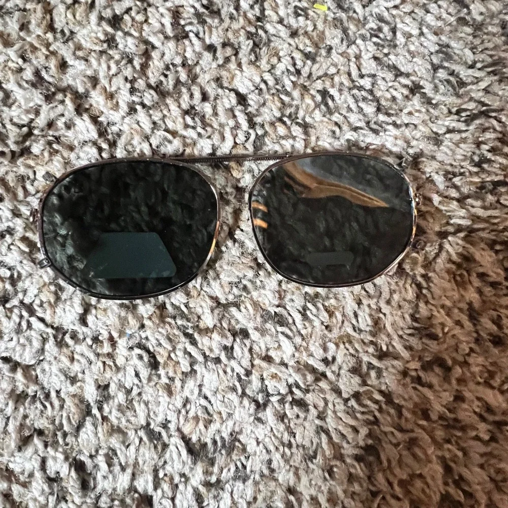 Unbranded Polarized Clip On Sunglasses 54mm Gunmetal Metal Frame UV Protection